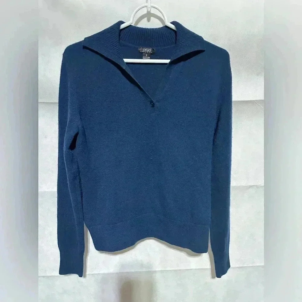 Prive Women's Sweater Navy Blue 100% Cashmere Polo Sweater V Neck Size Small EUC